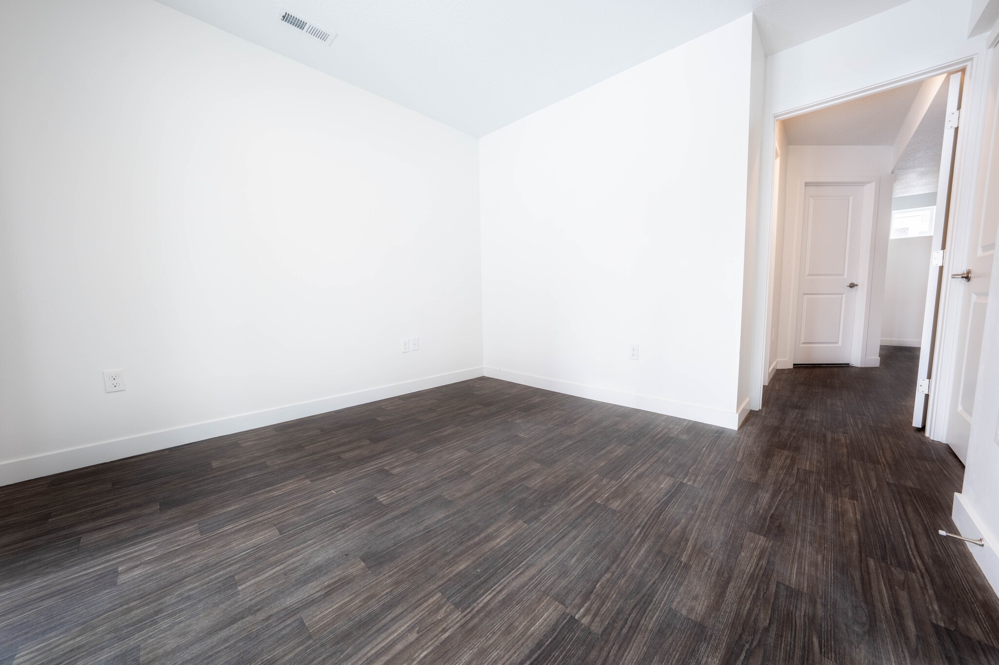 Building Photo - 4279 W Bromwell Ct