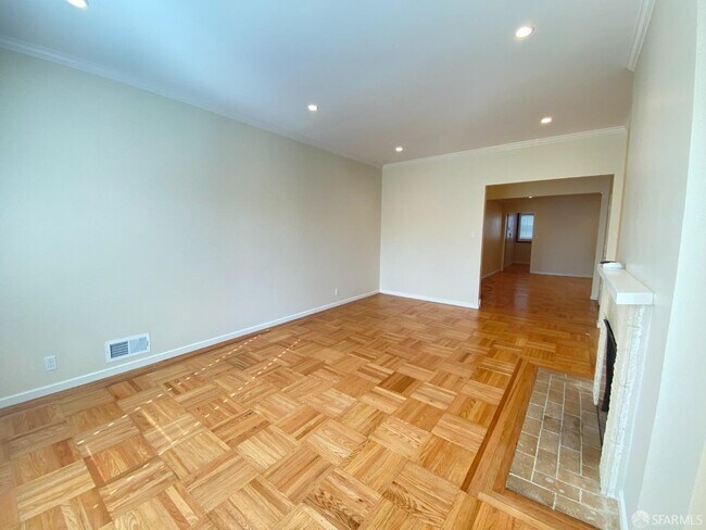 Building Photo - 60 Westdale Ave