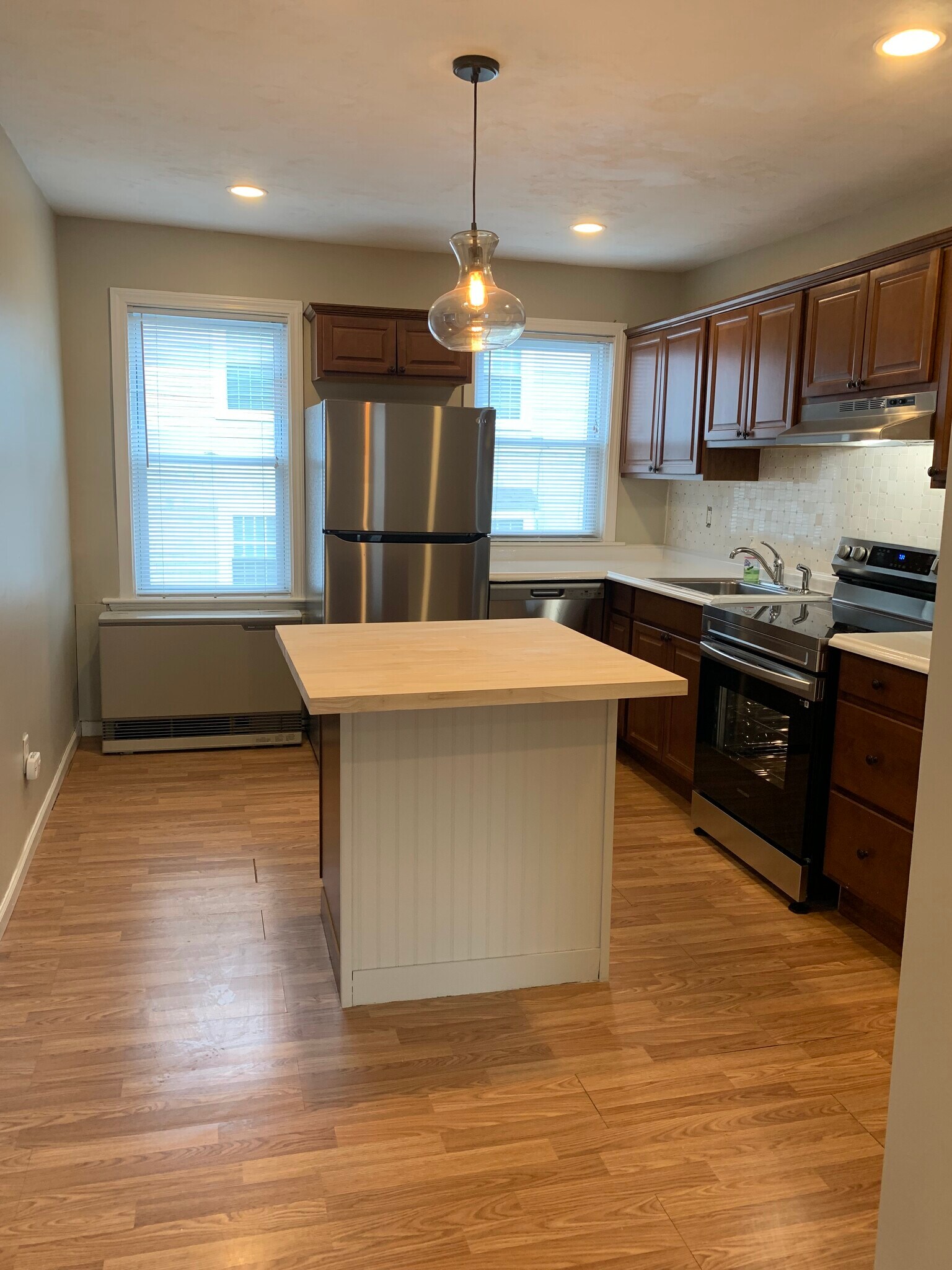 Kitchen - 5 Cordage St