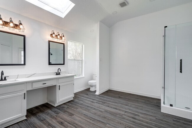 Building Photo - 18326 Autumn Trails Ln