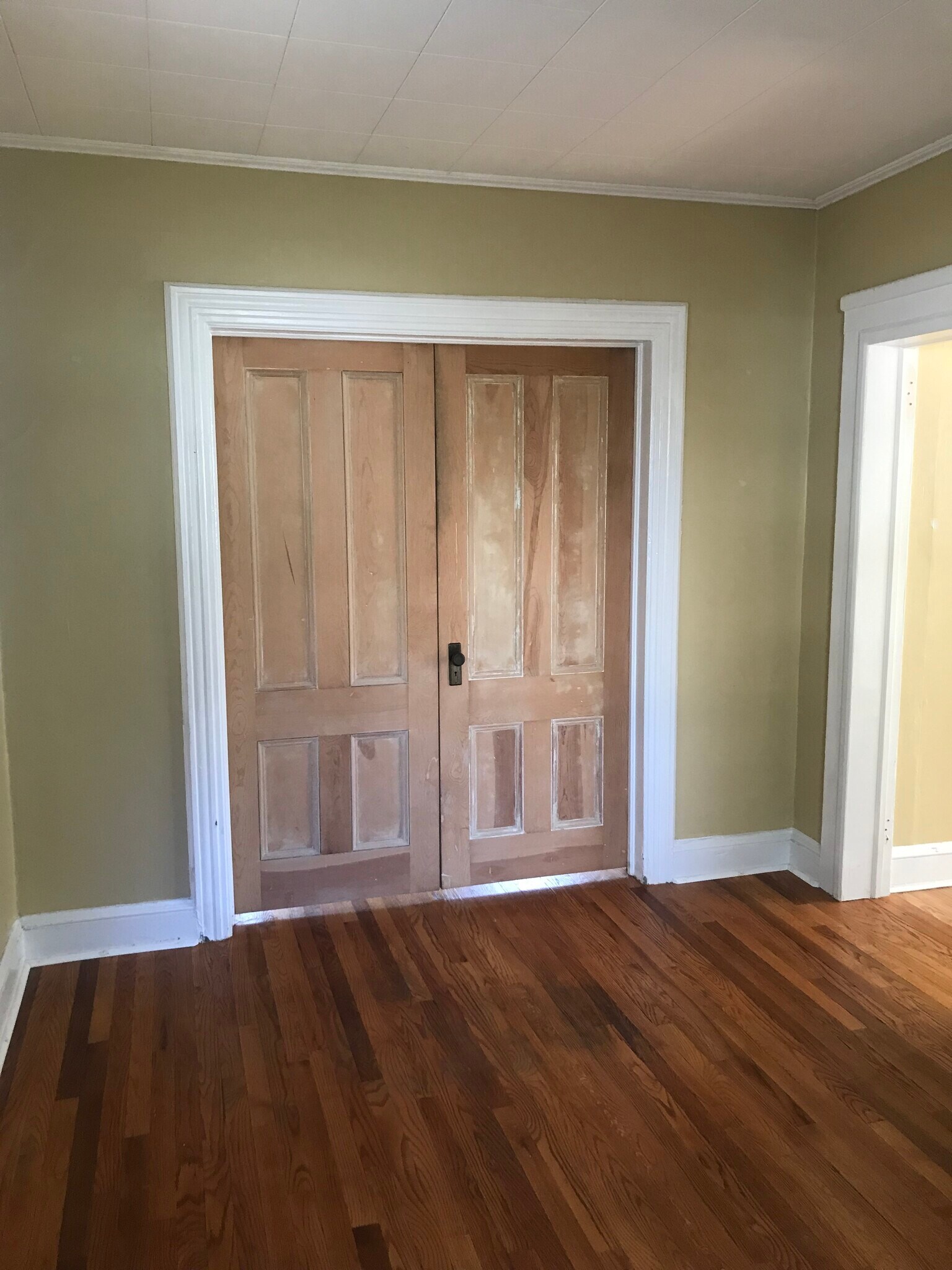 Building Photo - 27 James St