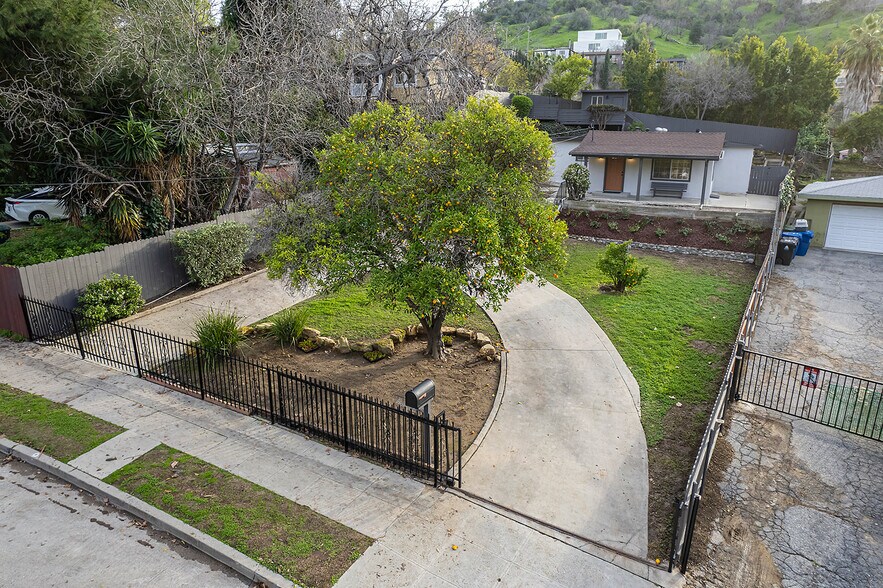 Building Photo - 1818 Wollam St