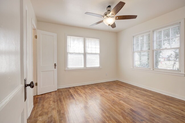 Building Photo - 401 S Berry Rd