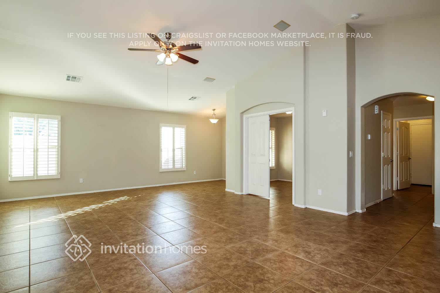 Building Photo - 781 S 167th Dr