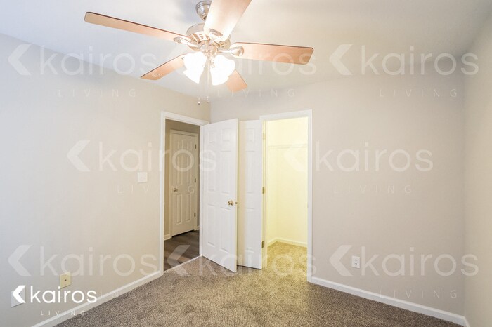 Building Photo - 7647 Pleasantville Way