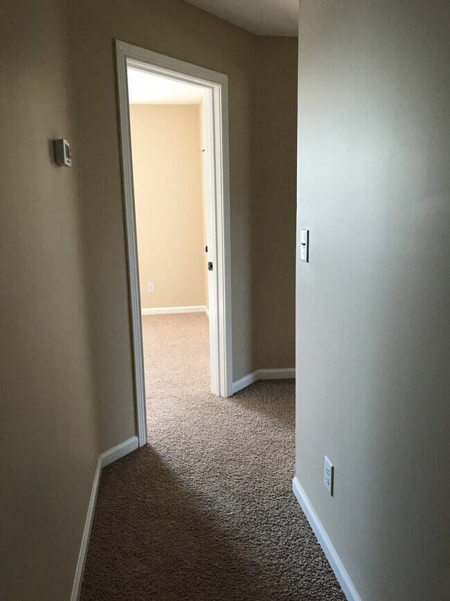 Building Photo - 1313 Chinook Cir