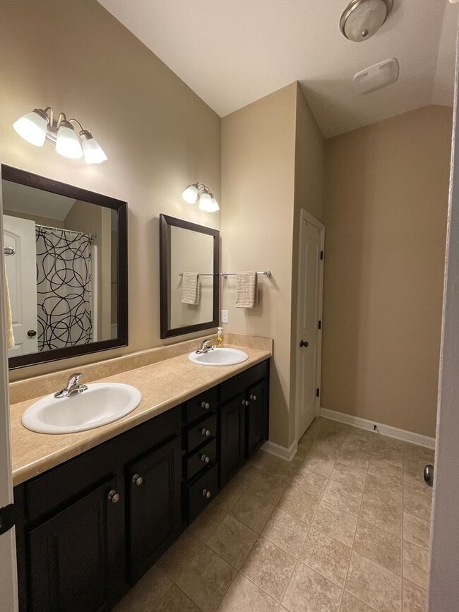 Building Photo - 3 Bedroom Ranch near Fort Gordon