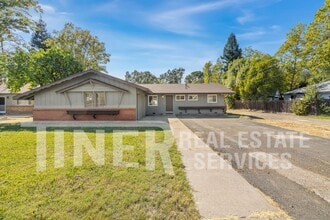 Building Photo - 3841 Marshall Ave