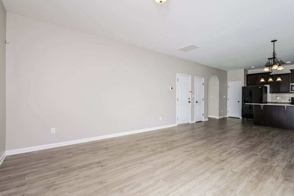 Building Photo - 105 Sloan Dr