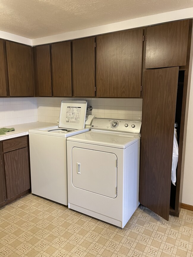 Washer and dryer in unit - 117 3rd St