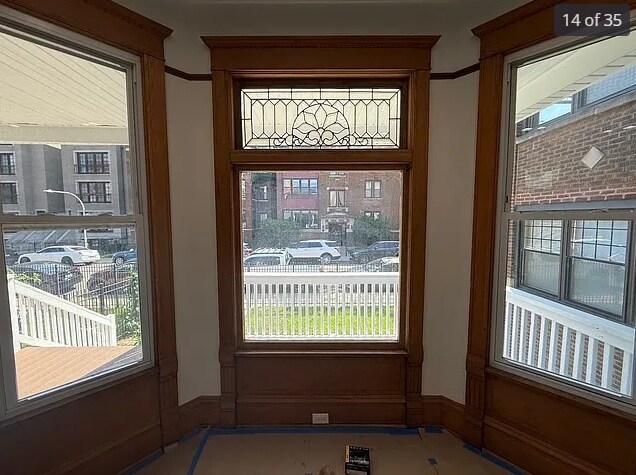 Building Photo - 3706 N Wilton Ave