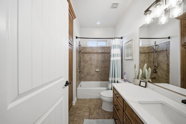 Building Photo - Home with Chef’s Kitchen & RV Parking