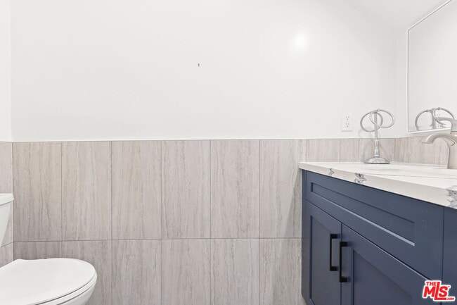 Building Photo - 119-119 S Myers St