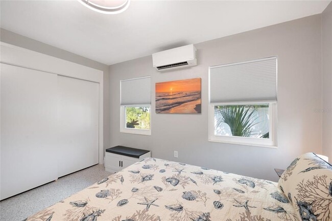 Building Photo - 211 77th St