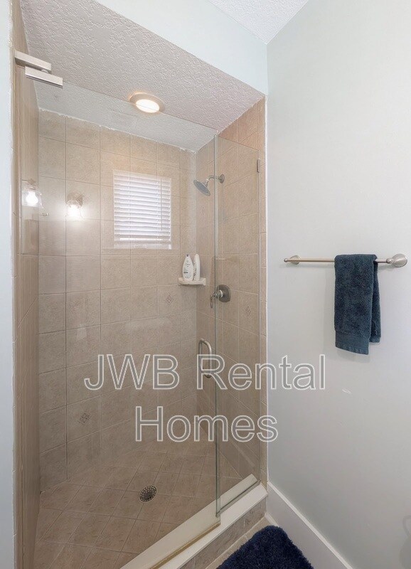 Building Photo - 361 Ahern St