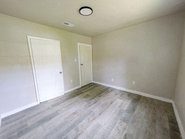 Building Photo - 255 Pollard St
