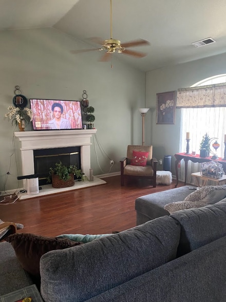 Building Photo - 90 N Anderson Ave