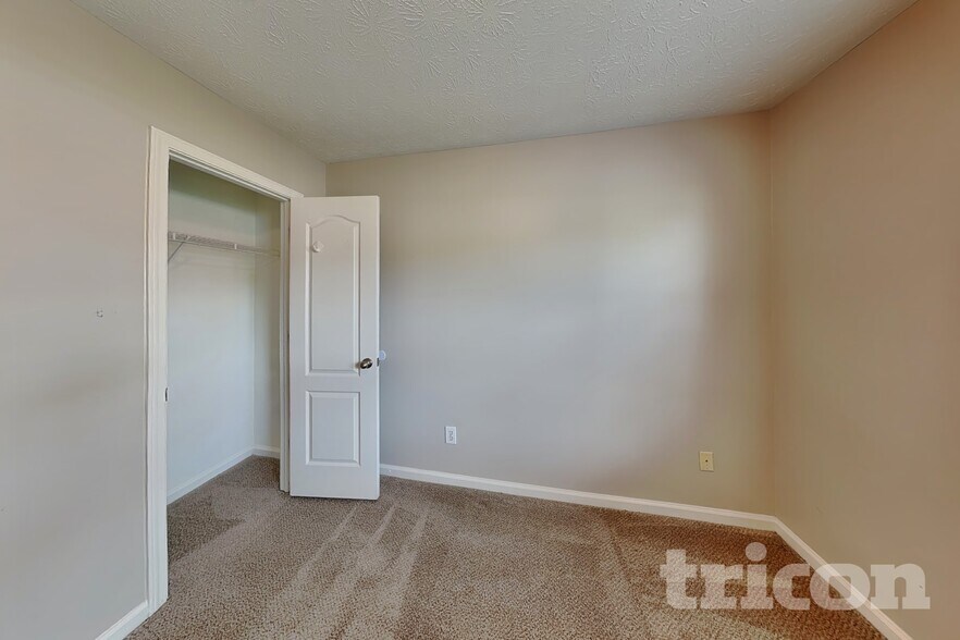 Building Photo - 135 Tillman Ct