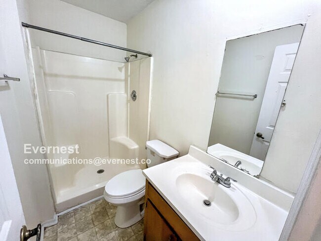 Building Photo - 3614 Glendon Dr