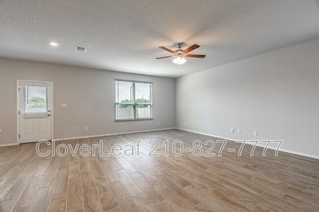 Building Photo - 238 Jaycen Ln