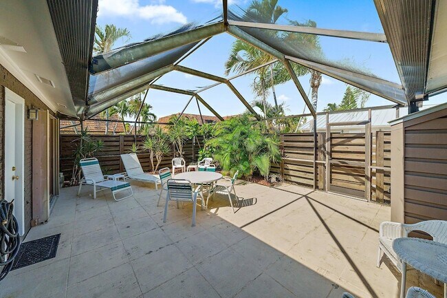 Building Photo - 1801 S US Hwy 1