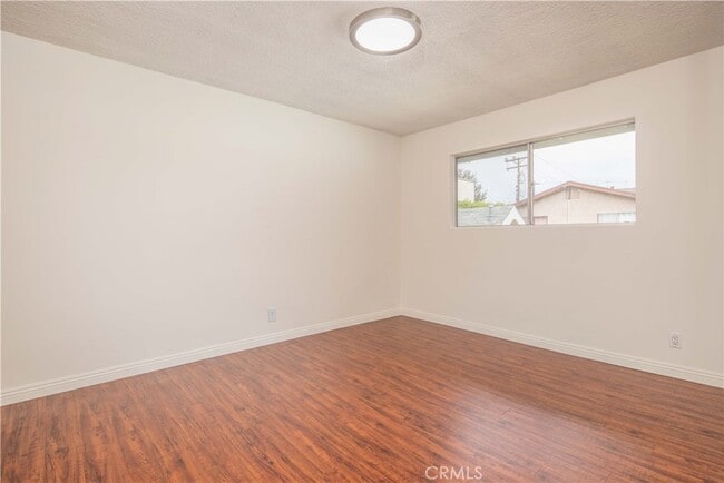 Building Photo - 329 Orizaba Ave