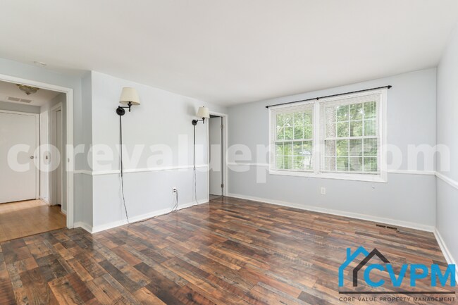 Building Photo - 723 Snowdon Ln