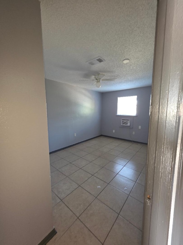 Building Photo - 7843 Sail St