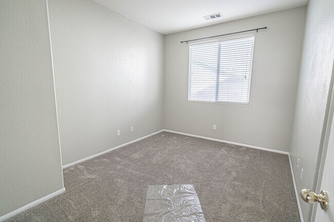 Building Photo - COMING SOON! Charming 4-Bedroom Single-Story Home in Lancaster!