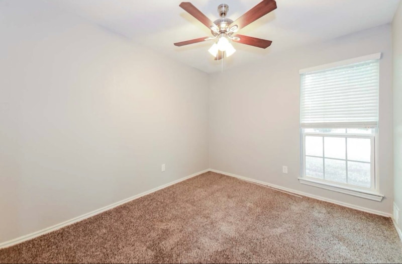 Building Photo - 611 Hanover Dr