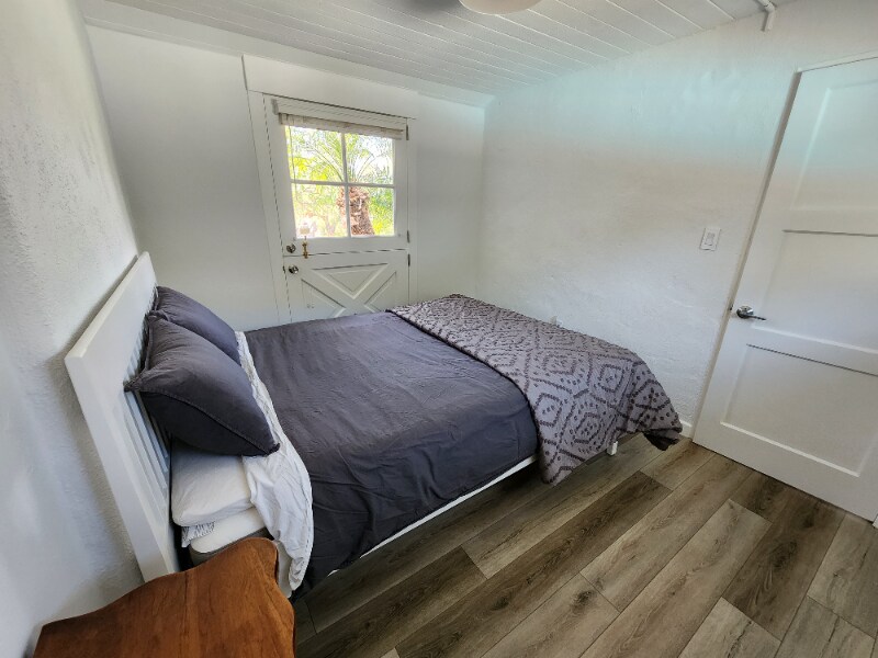 Building Photo - 1112 N Ontare Rd