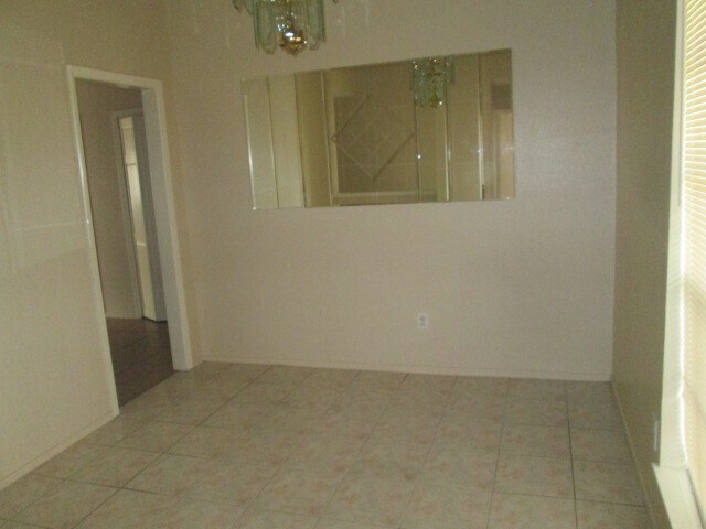 Building Photo - 811 Whispering Pine Dr