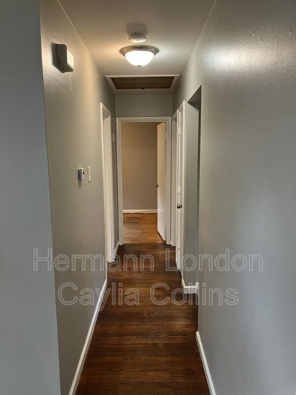 Building Photo - 1451 Fairmeadows Ln