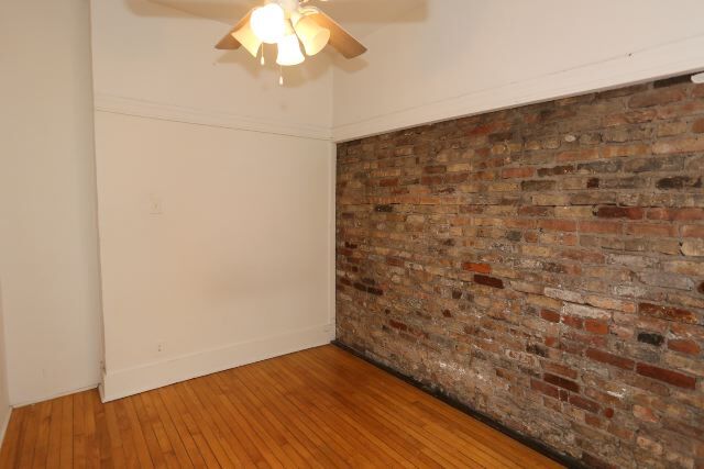 Building Photo - 734 W Cornelia Ave