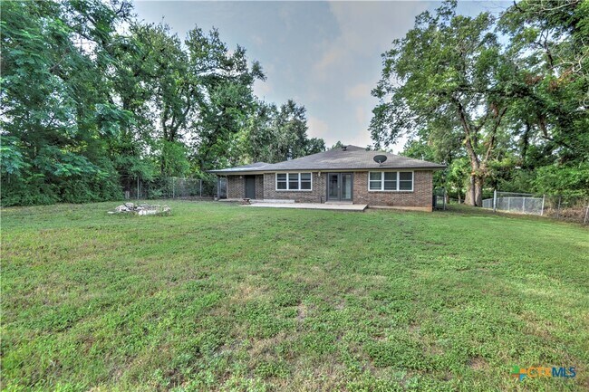 Building Photo - 7310 Nolan Bluff Rd