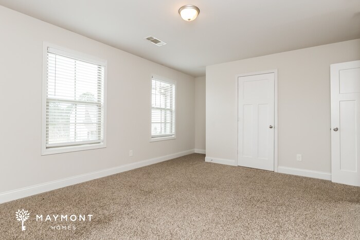 Building Photo - 1024 Allegiance Dr