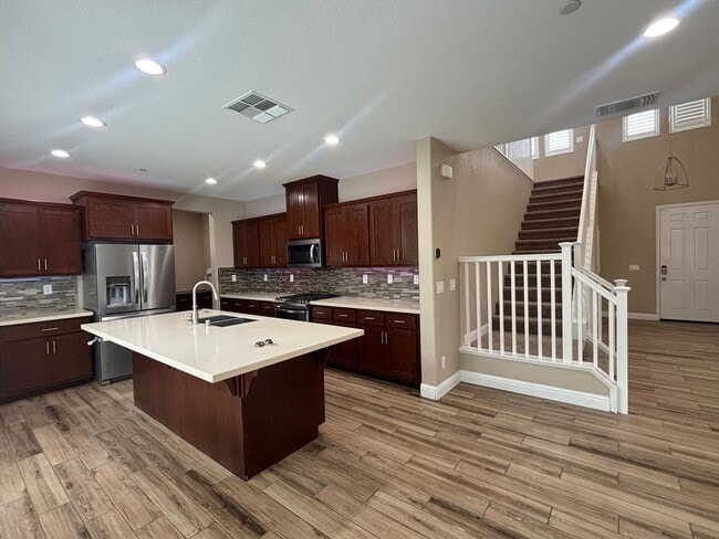 Building Photo - Modern 4BD Home in Brighton Landing | Solar | Bed & Bath Downstairs