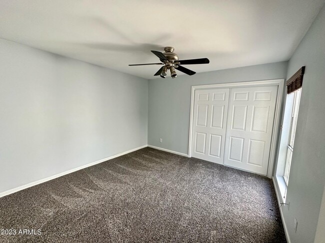 Building Photo - 821 E Orange Dr