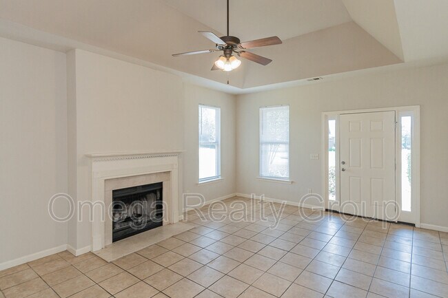 Building Photo - 1020 Washington Dr