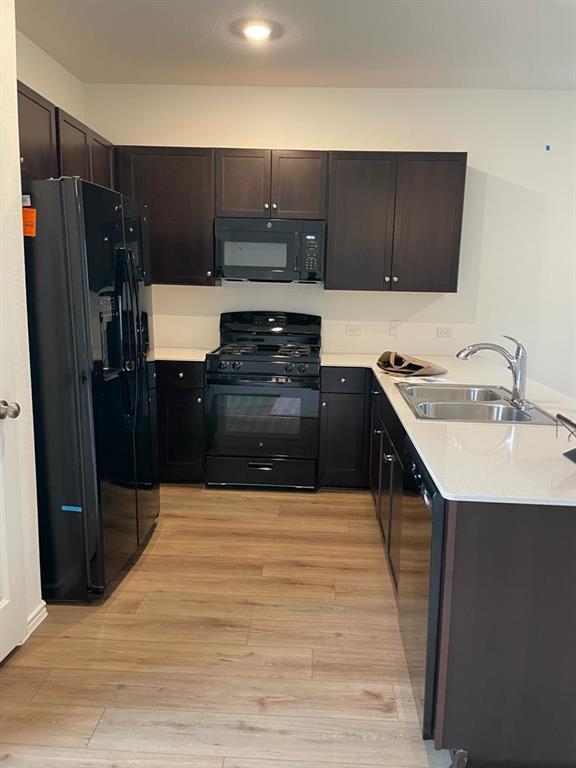 Building Photo - 7501 Poppy Petal Dr