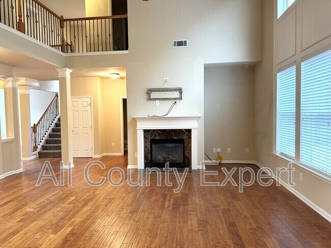 Building Photo - 5005 Shiloh Crossing Way