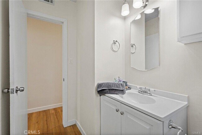 Primary Photo - 16757 Ludlow St