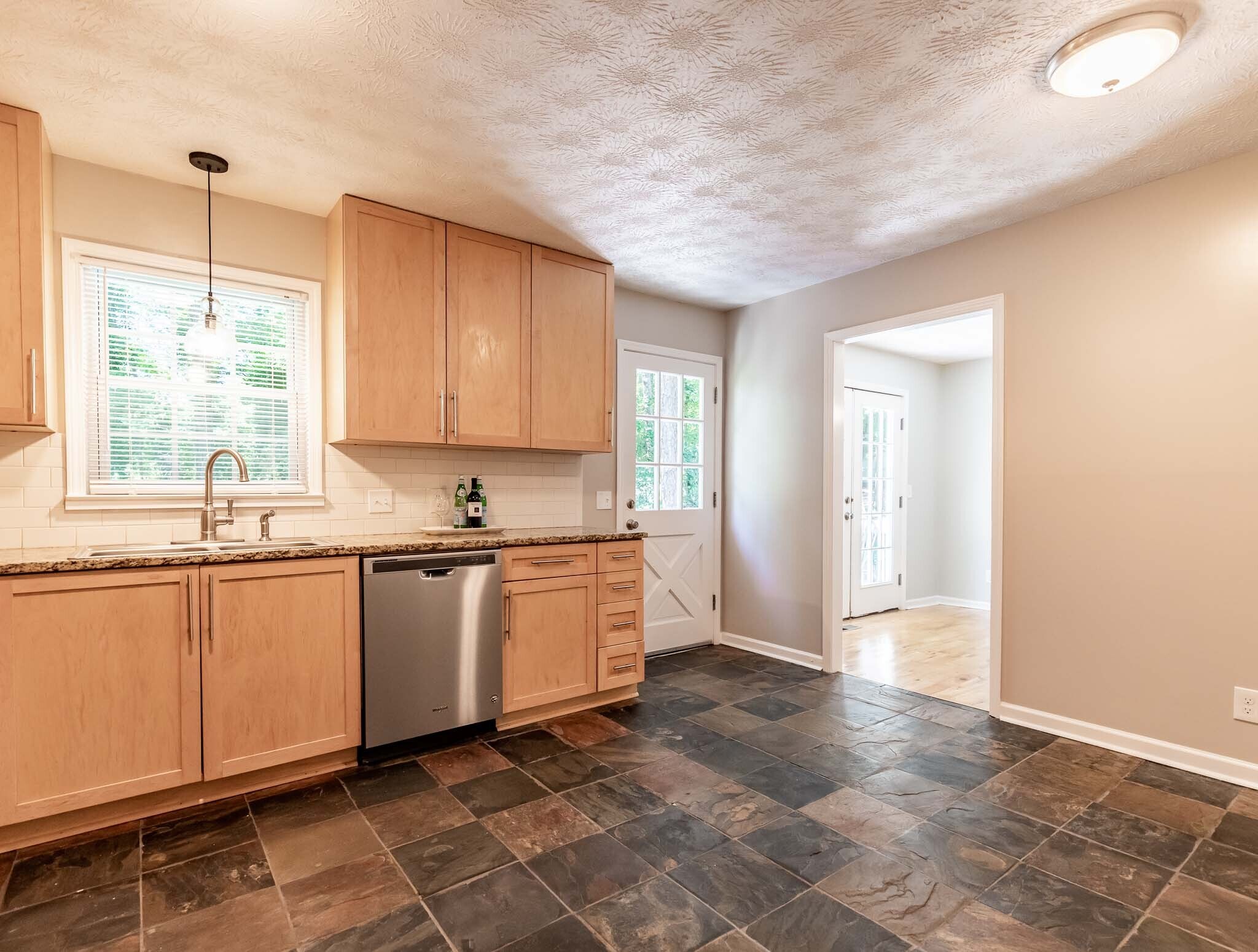 Building Photo - 4133 Thornwall Dr