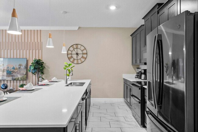 Building Photo - 4291 Paragraph Dr