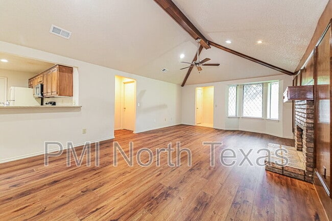 Building Photo - 1410 Nest Pl