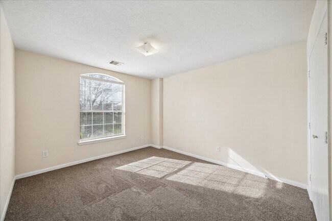 Building Photo - 20218 Stonegrove Ct