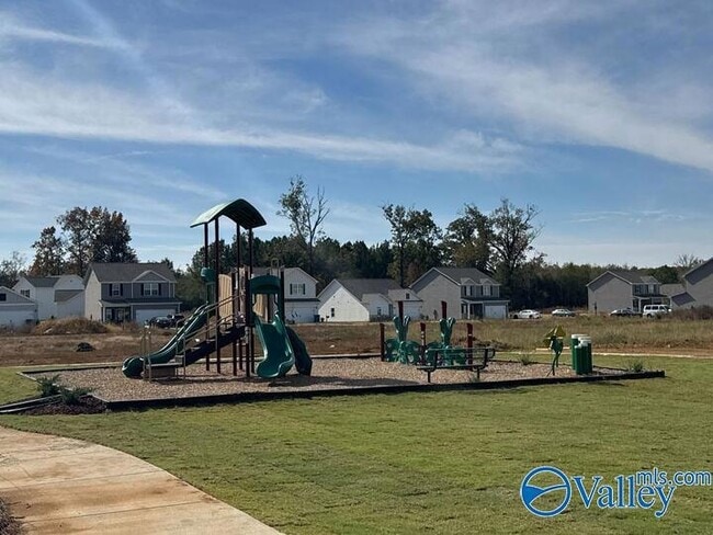 Building Photo - 1142 Freedom Pkwy