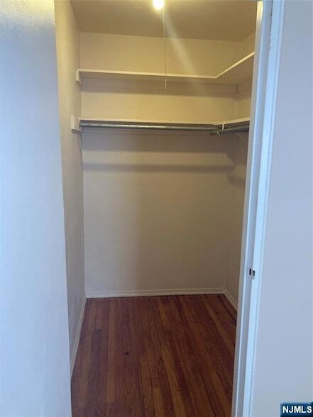 Building Photo - 1251 Valley Rd