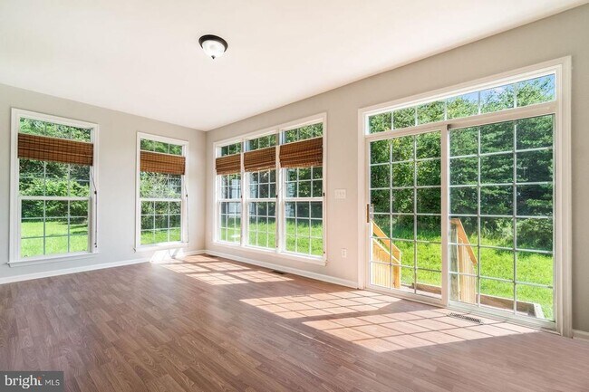 Building Photo - 3603 Carolina Ct