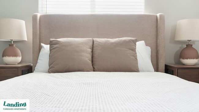 Building Photo - 1010 Enclave Blvd